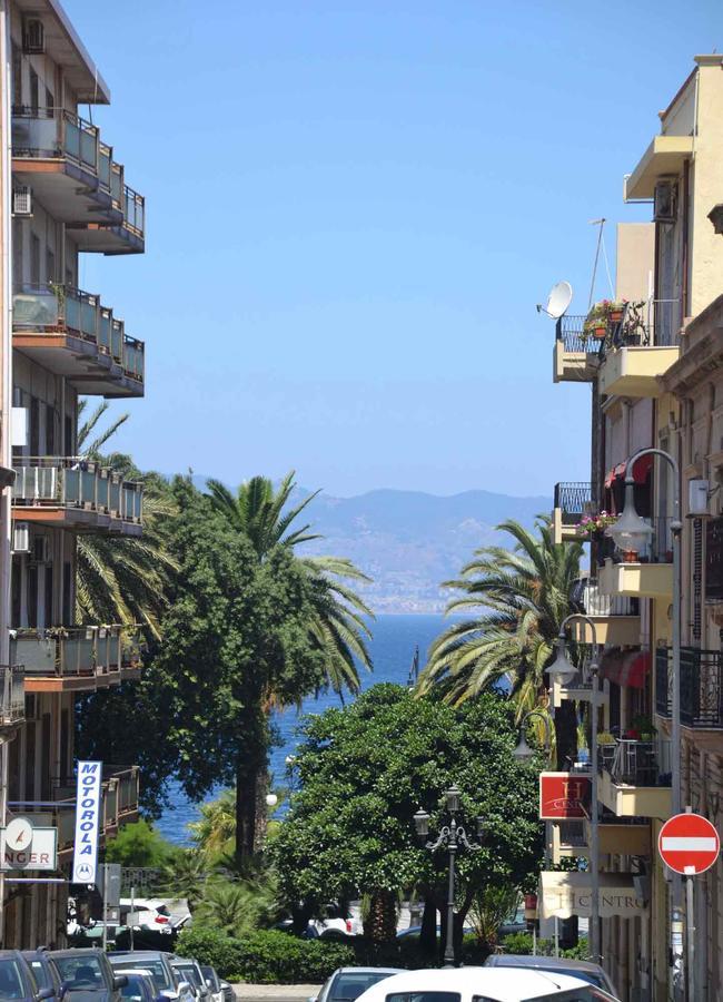 La Casa Di Anna B&B Reggio di Calabria Bagian luar foto