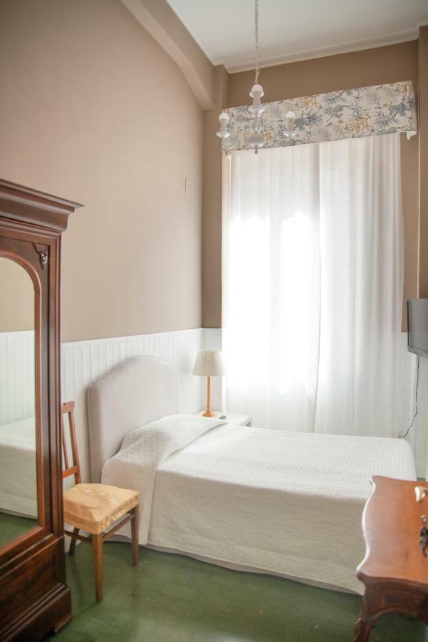 La Casa Di Anna B&B Reggio di Calabria Bagian luar foto